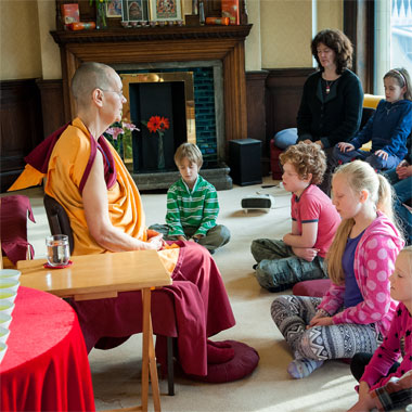 children-meditating380sq